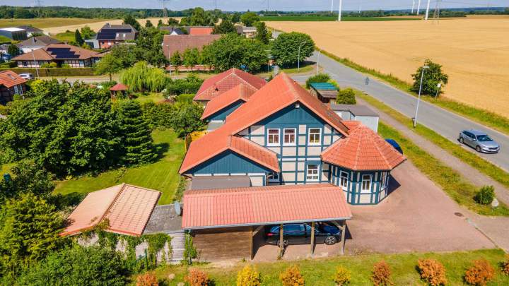 Interessantes Anlageobjekt mit zwei vermieteten Einheiten