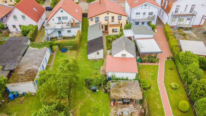 ETW mit FeWo, Garage und Garten auf der Insel Rügen