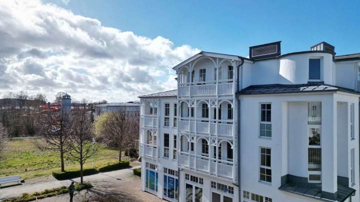 Attraktives Immobilienpaket im Seepark Sellin – Zwei Einheiten mit vielseitigem Nutzungspotenzial