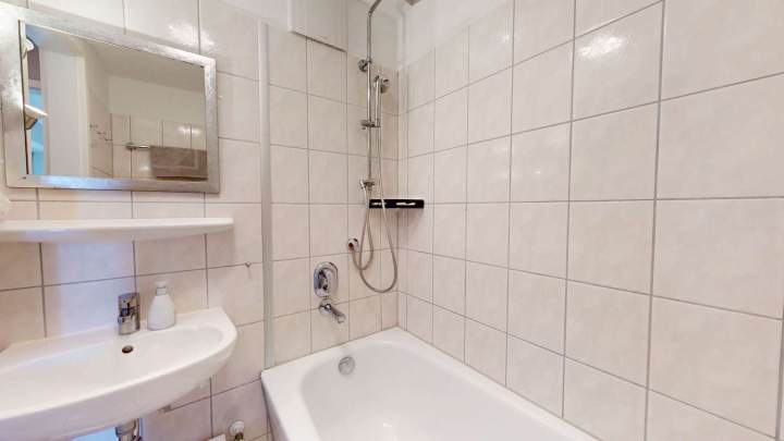 Attraktives Immobilienpaket im Seepark Sellin – Zwei Einheiten mit vielseitigem Nutzungspotenzial