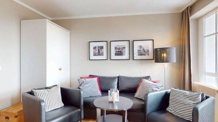 Attraktives Immobilienpaket im Seepark Sellin – Zwei Einheiten mit vielseitigem Nutzungspotenzial