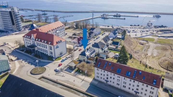 Doppelhaushälfte mit 2 Wohneinheiten, Dachterrasse und Ostseeblick in Sassnitz