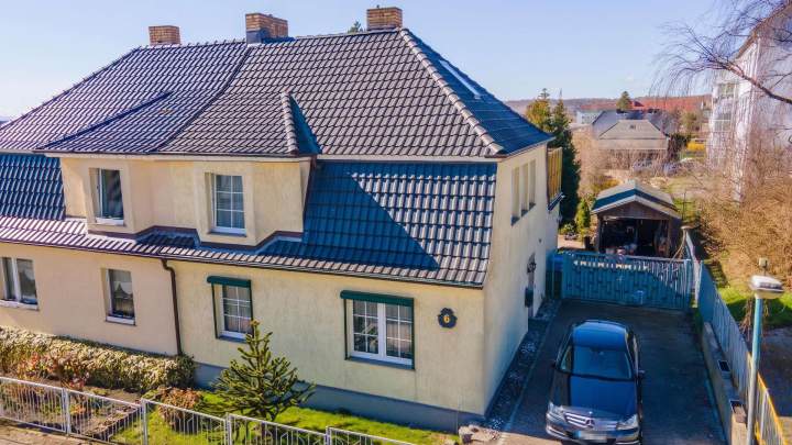 Doppelhaushälfte mit 2 Wohneinheiten, Dachterrasse und Ostseeblick in Sassnitz