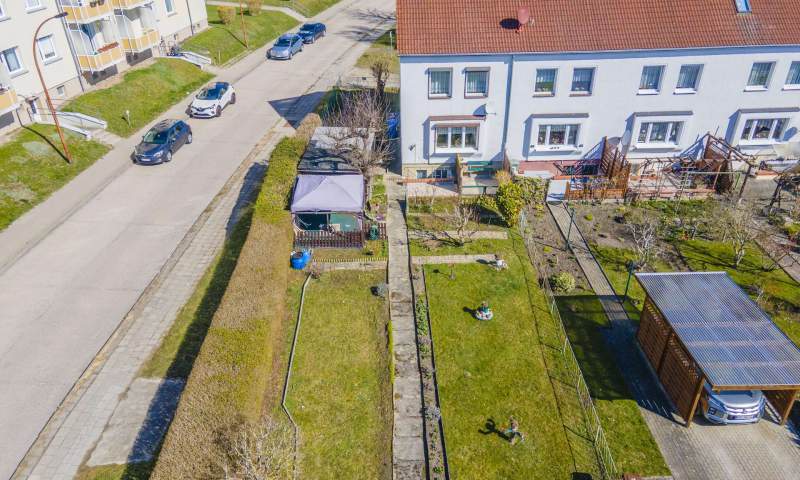 Reihenendhaus mit Carport in Sassnitz