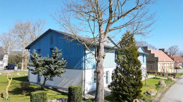 Charmante Ferienwohnung mit Terrasse in ruhiger Lage nahe Kap Arkona