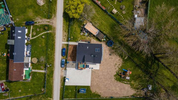 Modernes Einfamilienhaus aus 2019 mit großzügigem Grundstück in Groß Mohrdorf