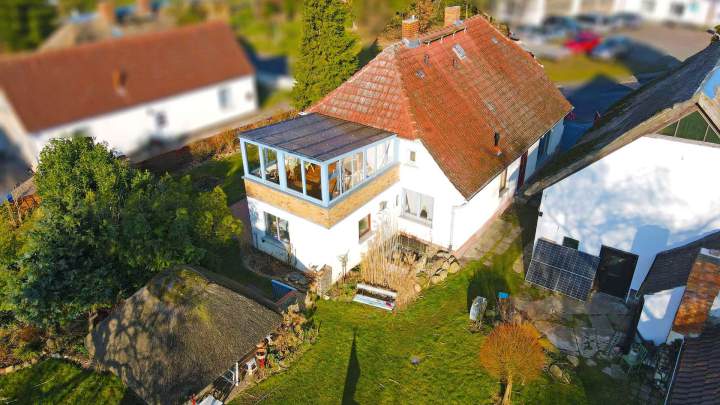 Ehemaliges Bauernhaus mit drei Fewo in Wiek auf Rügen