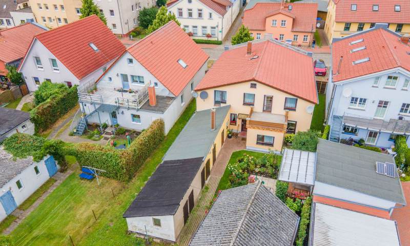 Doppelhaushälfte mit  Garage und Garten auf der Insel Rügen