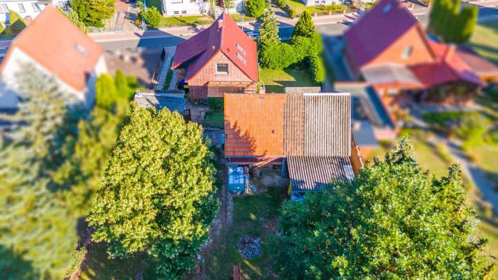 Schönes Einfamilienhaus mit großem Grundstück und Nebengelass bei Malchin