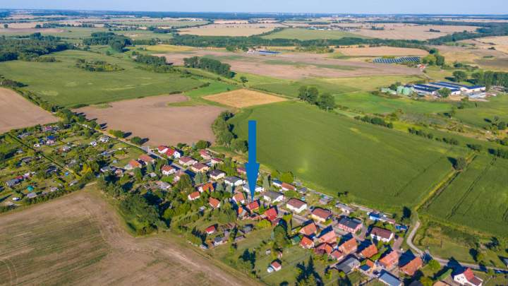 Schönes Einfamilienhaus mit großem Grundstück und Nebengelass bei Malchin