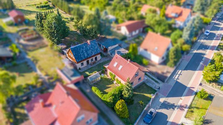 Schönes Einfamilienhaus mit großem Grundstück und Nebengelass bei Malchin