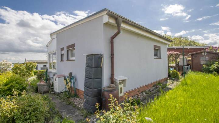 Eigentumsgrundstück mit Ferienbungalow mit Wasserblick in Drigge auf der Insel Rügen