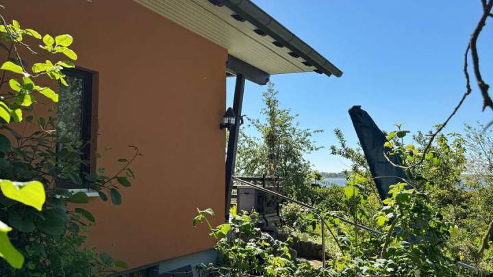 Ihr Rückzugsort am Wasser – Idyllisches Ferienhaus mit Blick auf den Großen Jasmunder Bodden