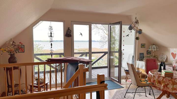 Ihr Rückzugsort am Wasser – Idyllisches Ferienhaus mit Blick auf den Großen Jasmunder Bodden