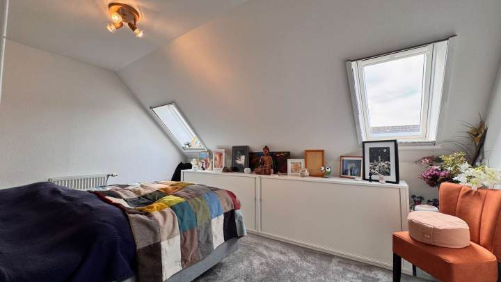 Modernes Reihenmittelhaus mit Wintergarten, Sauna, Kamin und Doppelcarport in Stralsund