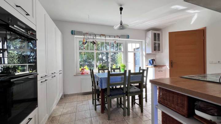 Haus mit 2 Wohneinheiten am Wasser – Wohnen, wo andere Urlaub machen