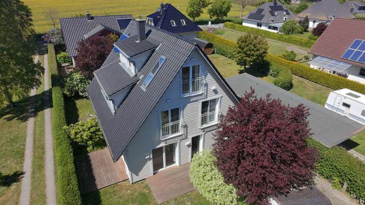 Eigenutzung oder Ferienvermietung - 2 Schwedenhäuser + Saunahaus zwischen Ostsee und Breeger Bodden