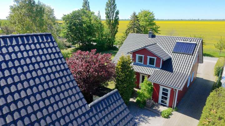 Eigenutzung oder Ferienvermietung - 2 Schwedenhäuser + Saunahaus zwischen Ostsee und Breeger Bodden