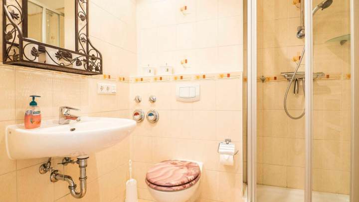 Exklusive Eigentumswohnung in der Altstadt von Sassnitz – moderne Eleganz in historischer Lage