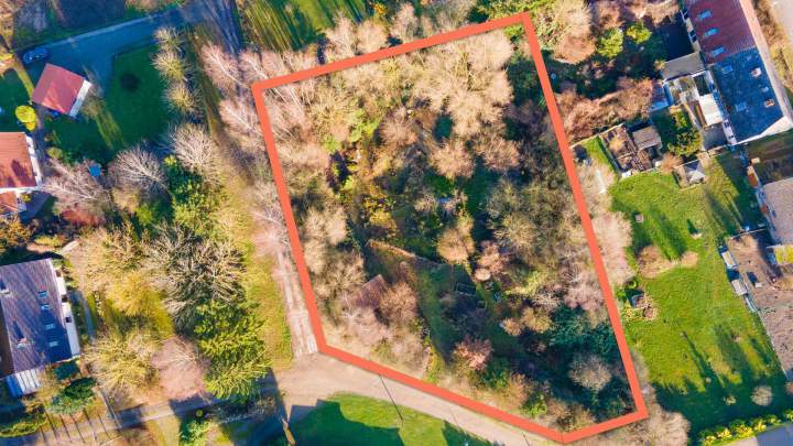 Außergewöhnliches Gartengrundstück mit parkähnlichem Charakter