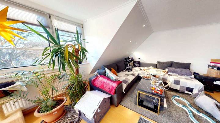 Wohnen und Gastgewerbe in bester Lage auf Rügen – Eigentumswohnung mit Gaststätte