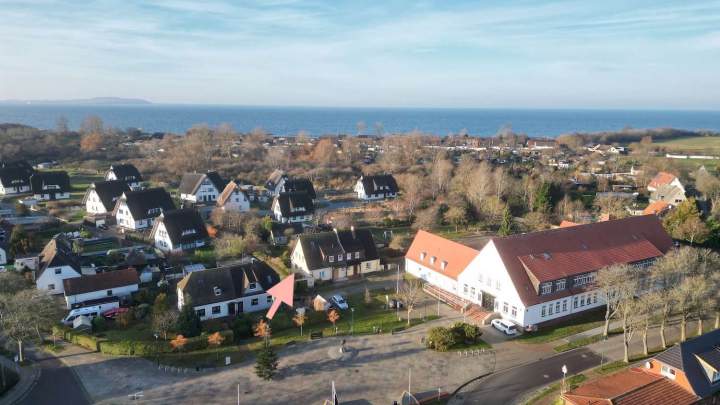 Doppelhaushälfte mit großem Grundstück – flexibel nutzbar in zentraler Ortslage im Norden Rügens