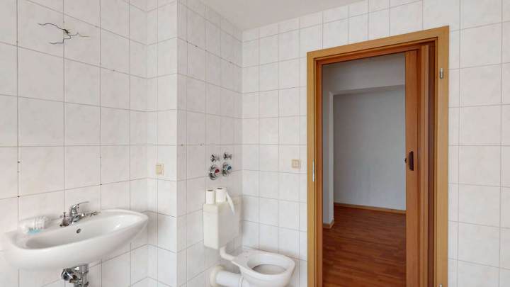 Gut geschnittene 3-Zimmer-Wohnung mit Balkon und Stellplatz in Sassnitz