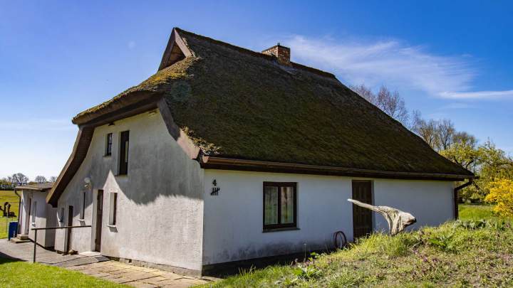 Hiddensee - Fischerhaus mit Geschichte mit großem Grundstück