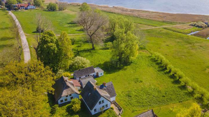 Hiddensee - Fischerhaus mit Geschichte mit großem Grundstück